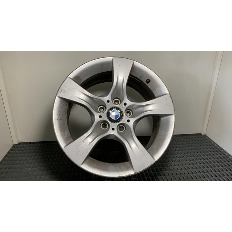 Jante BMW SERIE 1 E87 Photo n°3