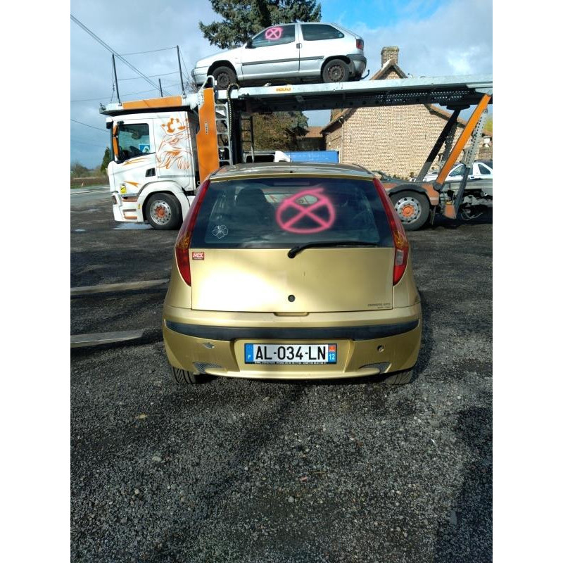 Jante FIAT PUNTO 2 Photo n°8