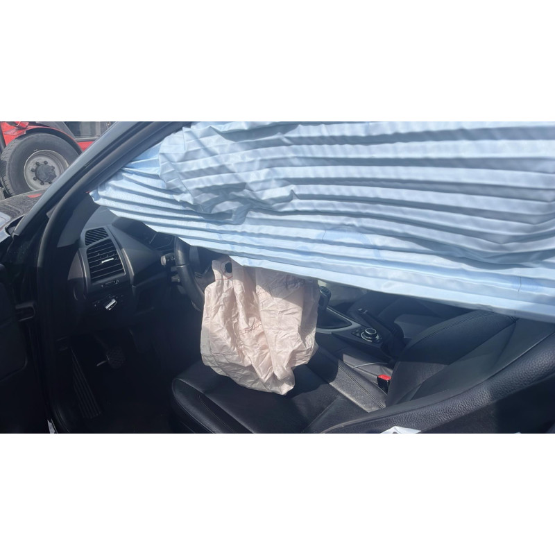 Interrupteur de leve vitre avant droit BMW SERIE 1 E82 Photo n°14