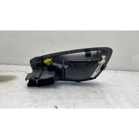 Poignee interieur avant droit BMW SERIE 1 E82