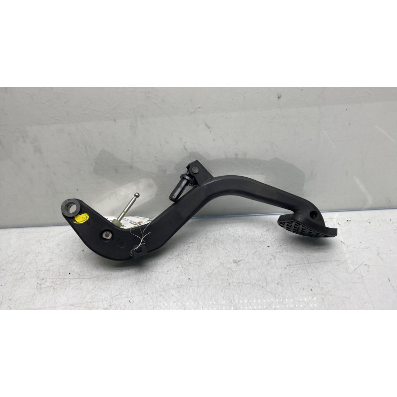 Pedale d'embrayage BMW SERIE 1 E82 Photo n°1