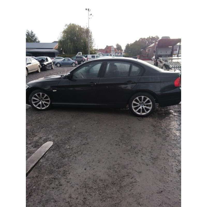 Aile avant gauche BMW SERIE 3 E90 Photo n°14