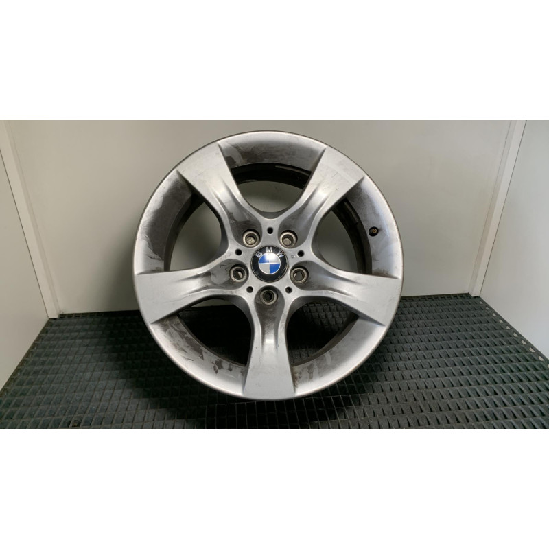 Jante BMW SERIE 1 E87 Photo n°3