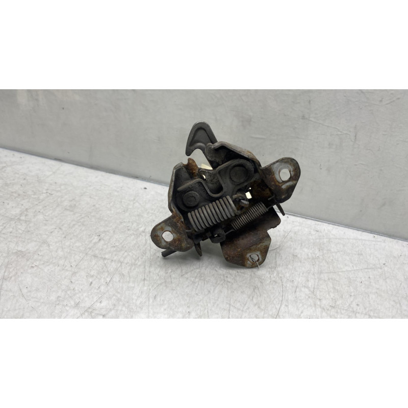 Fermeture de capot SUZUKI SWIFT 3 Photo n°2