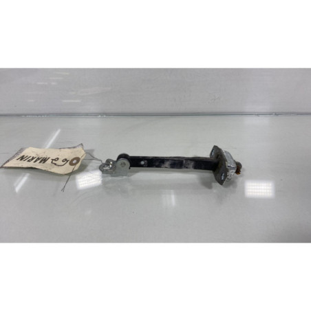 Arret de porte avant droit SUZUKI SWIFT 3