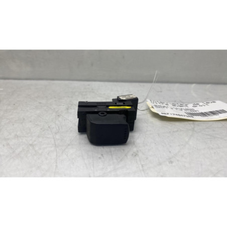 Interrupteur de leve vitre avant droit SUZUKI SWIFT 3 Photo n°1