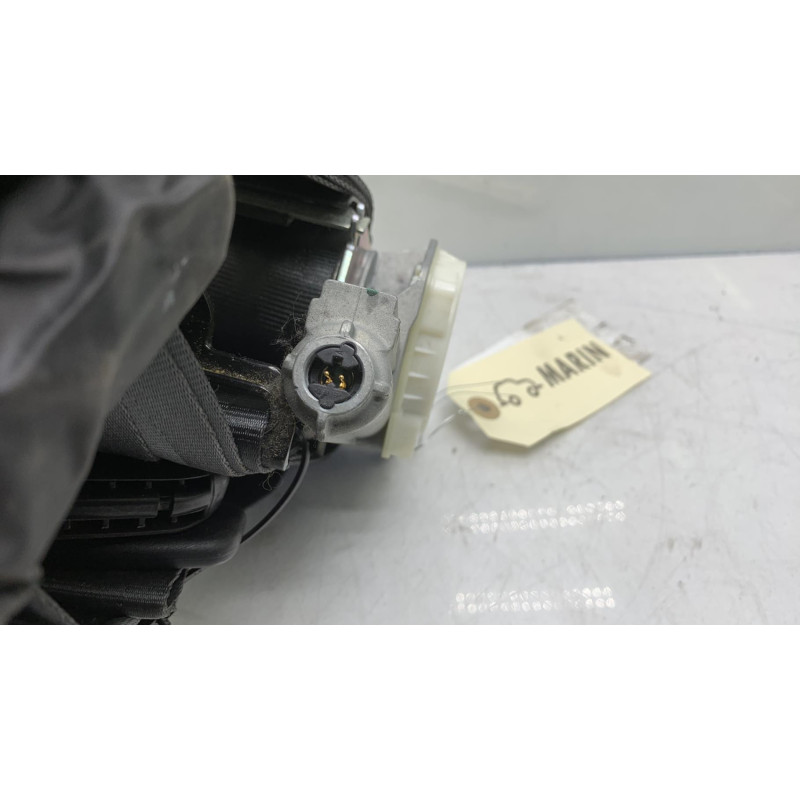 Pretensionneur de ceinture avant droit FORD FIESTA 6 Photo n°3