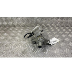 Maitre cylindre (freinage) FORD FIESTA 6 Photo n°1