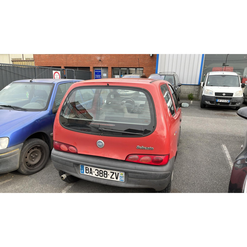 Charniere de capot FIAT SEICENTO Photo n°8