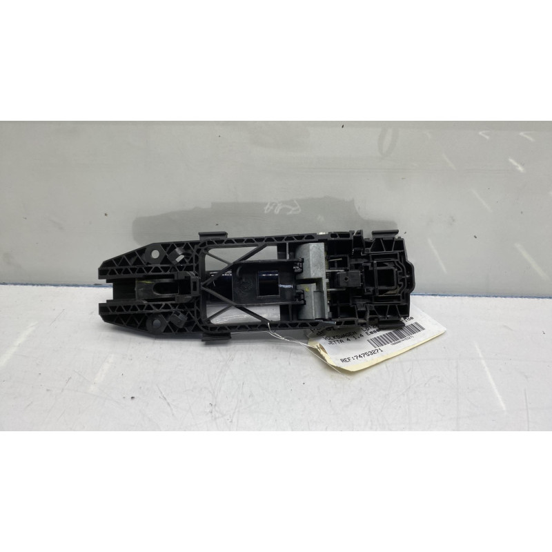 Poignee porte arriere droit VOLKSWAGEN JETTA 4 Photo n°3