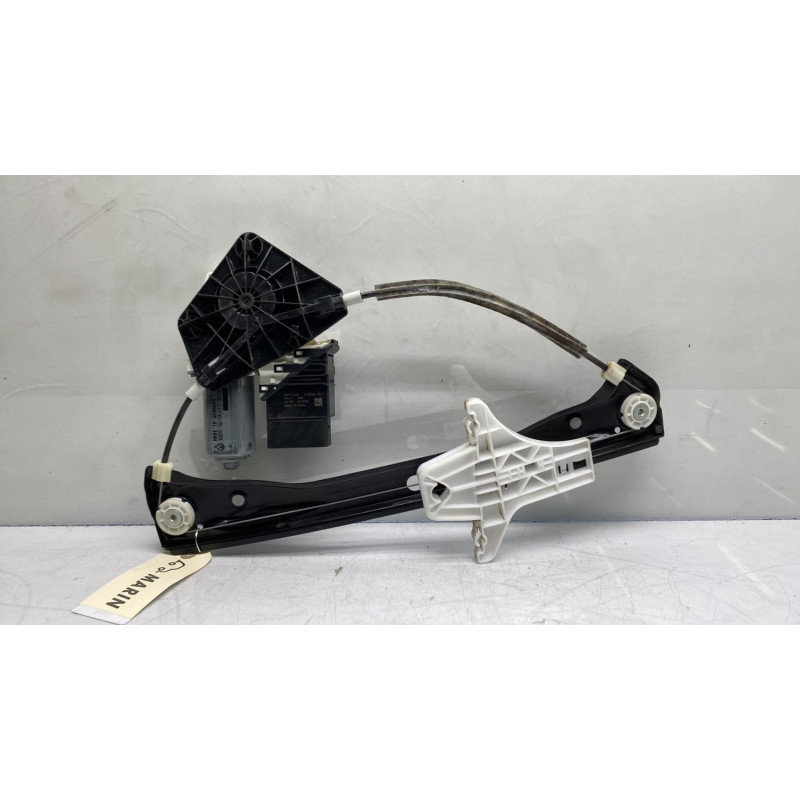 Leve vitre electrique arriere droit VOLKSWAGEN JETTA 4 Photo n°1