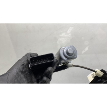 Leve vitre electrique arriere droit VOLKSWAGEN JETTA 4