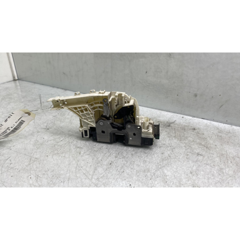 Serrure avant droit MERCEDES SPRINTER 2 Photo n°1