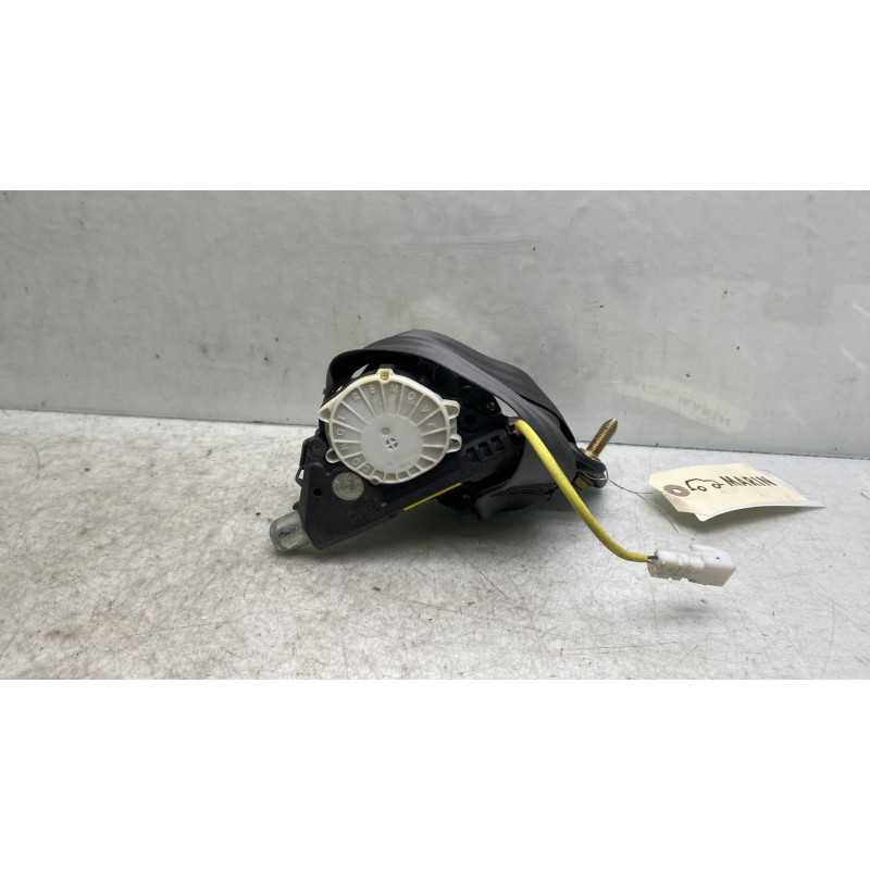 Pretensionneur de ceinture arriere gauche RENAULT CLIO 3 Photo n°2