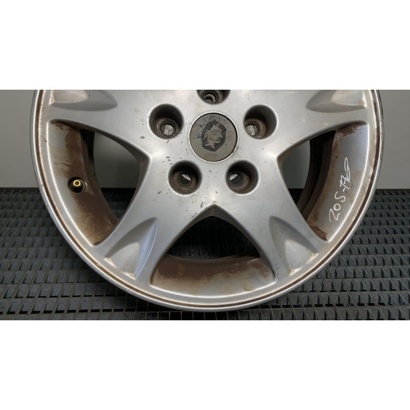 Jante NISSAN ALMERA TINO Photo n°3