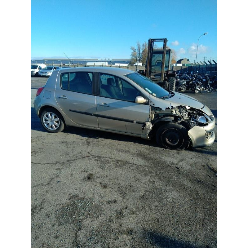 Renfort pare choc arriere (traverse) RENAULT CLIO 3 Photo n°11