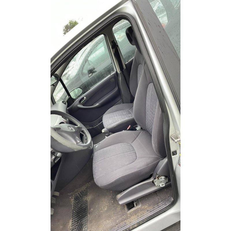 Feu arriere principal droit (feux) MERCEDES CLASSE A 168 Photo n°12