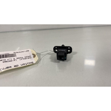 Bouton de warning CHEVROLET CRUZE