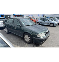 Serrure avant droit SKODA OCTAVIA 1
