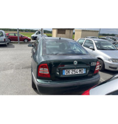 Serrure avant droit SKODA OCTAVIA 1