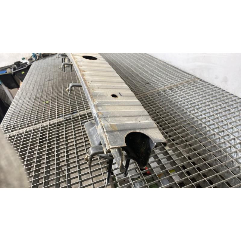 Renfort pare choc arriere (traverse) LAND ROVER RANGE ROVER 3 Photo n°6