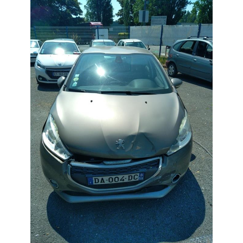 Cremaillere assistee PEUGEOT 208 1 Photo n°17