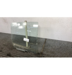Vitre arriere droit OPEL AGILA B