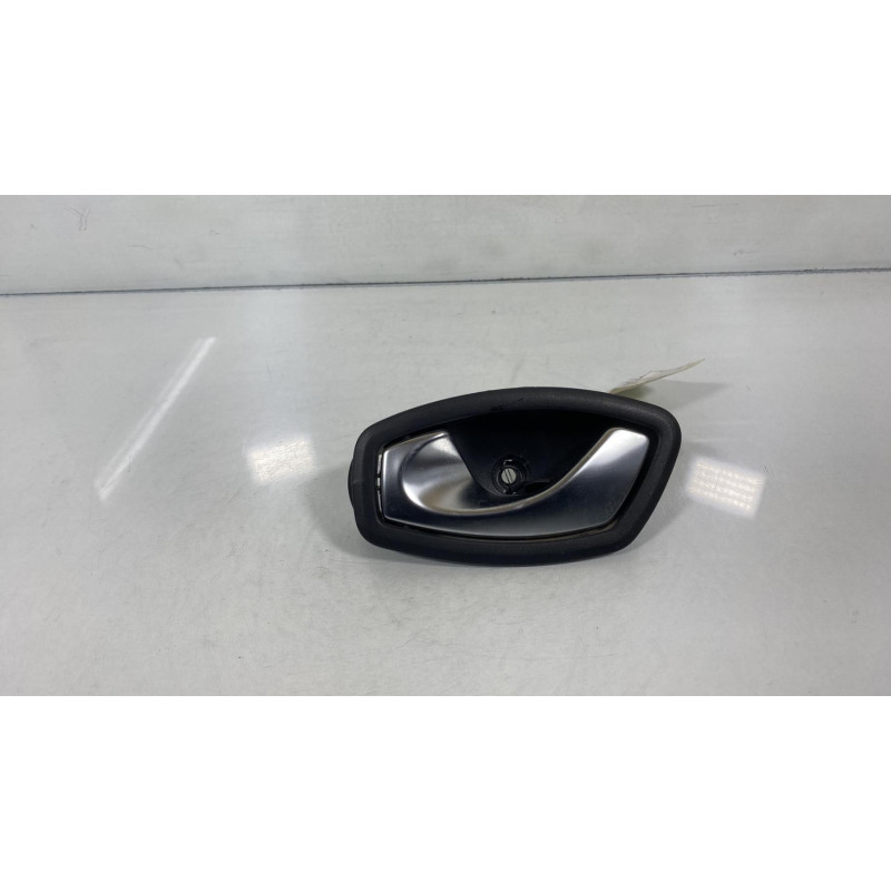 Poignee interieur arriere gauche RENAULT CAPTUR 1 Photo n°2