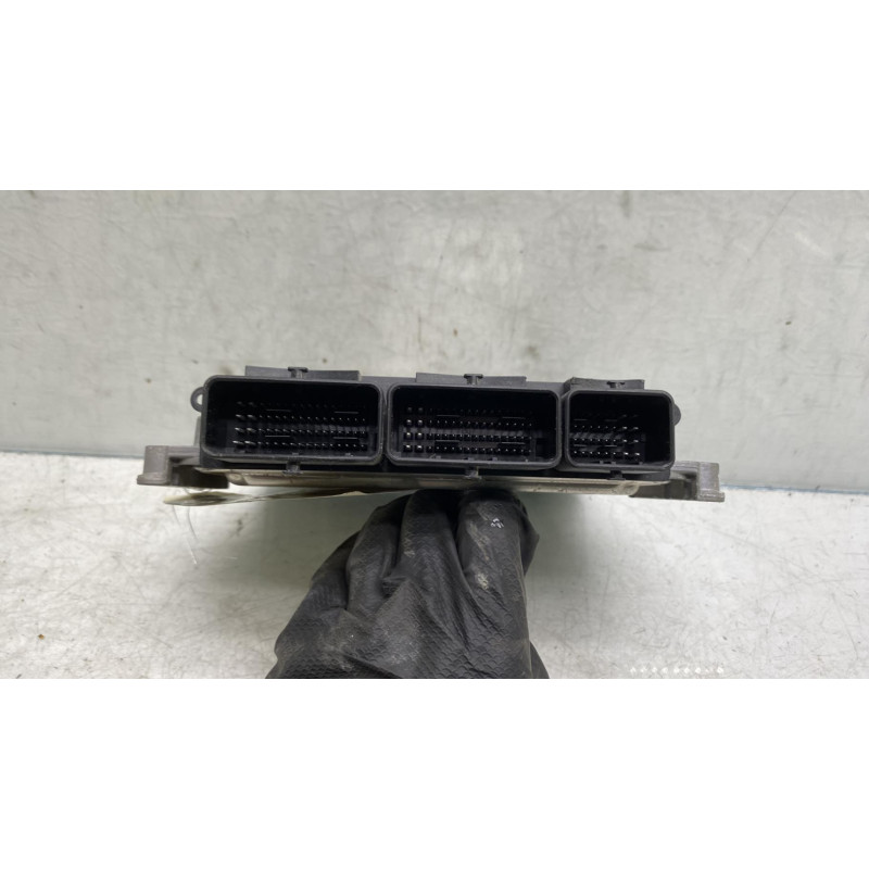Calculateur moteur RENAULT CAPTUR 1 Photo n°2