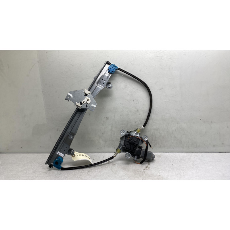 Leve vitre electrique avant gauche RENAULT TWINGO 2 Photo n°4