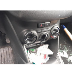 Fermeture de capot PEUGEOT 208 1