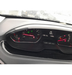 Fermeture de capot PEUGEOT 208 1