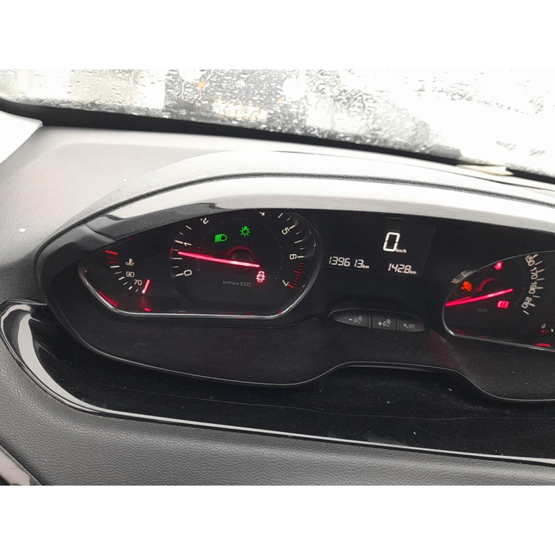 Compteur PEUGEOT 208 1 Photo n°14