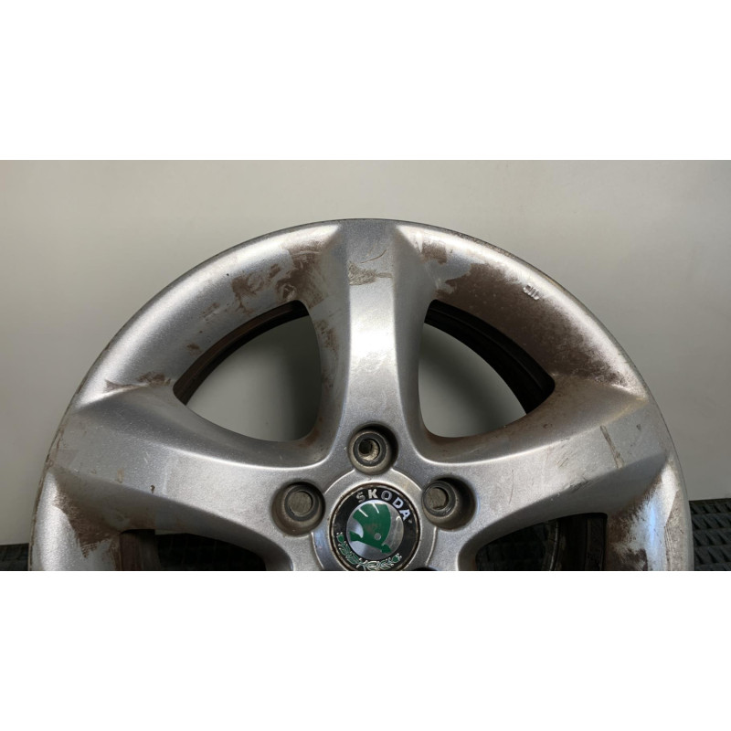 Jante SKODA ROOMSTER Photo n°1