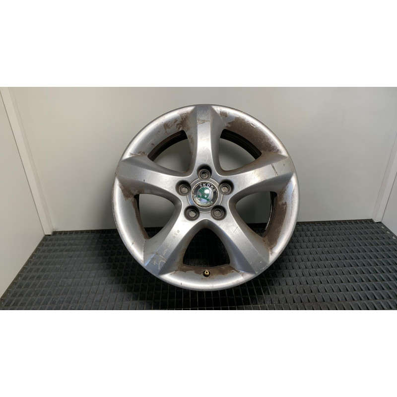 Jante SKODA ROOMSTER Photo n°2