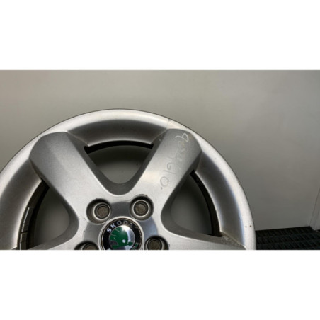 Jante SKODA ROOMSTER Photo n°1