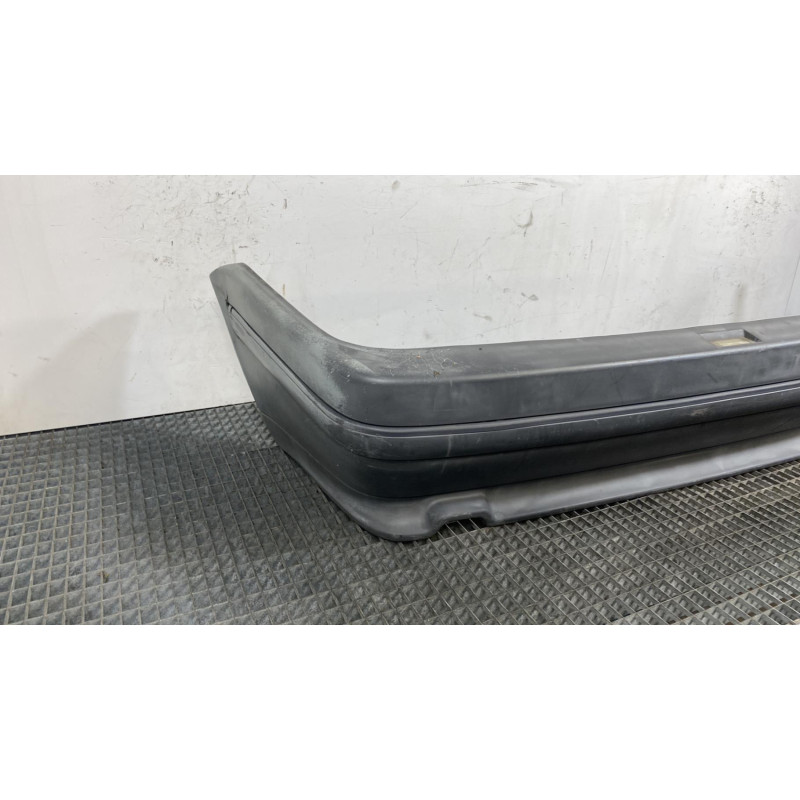 Pare choc arriere RENAULT R19 Photo n°3