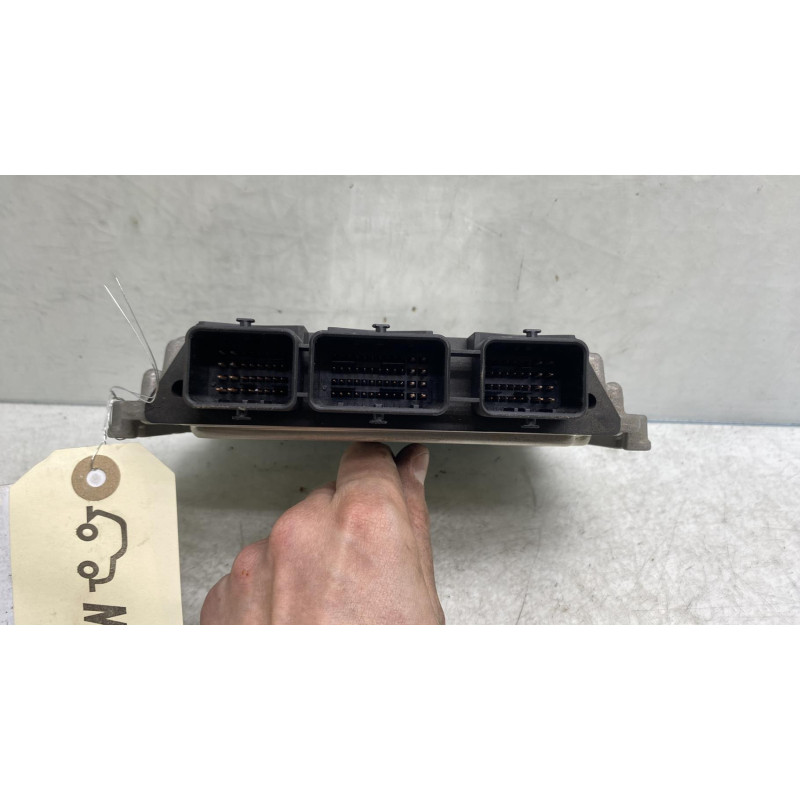 Calculateur moteur CITROEN C4 1 Photo n°2