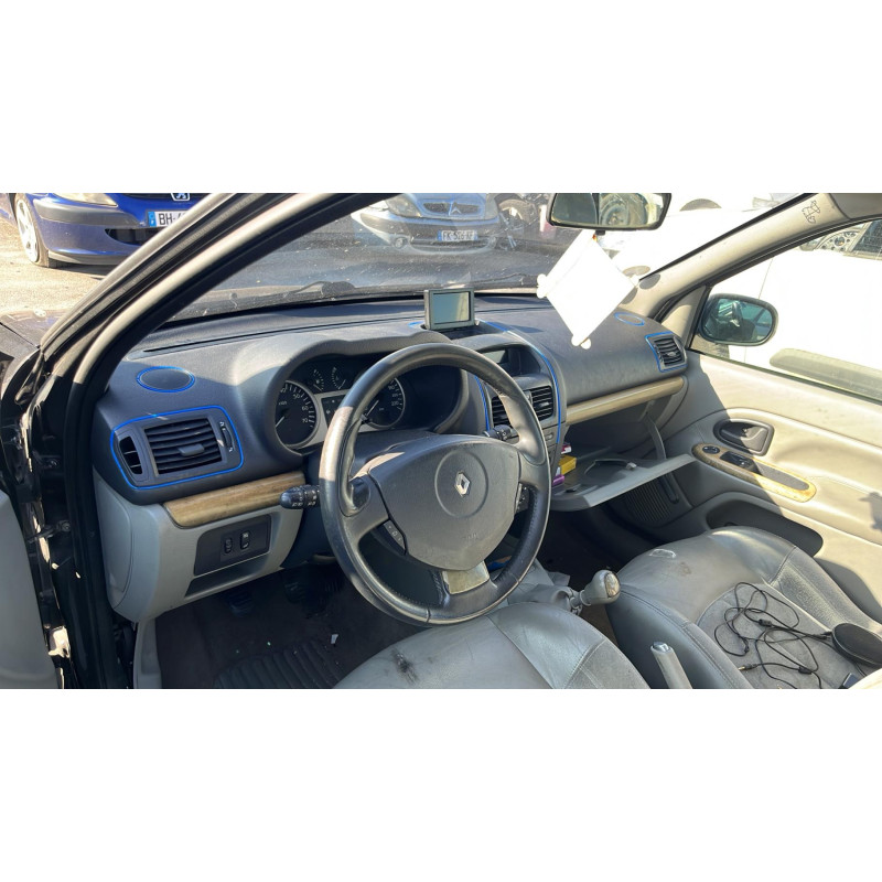 Bouton de warning RENAULT CLIO 2 Photo n°6