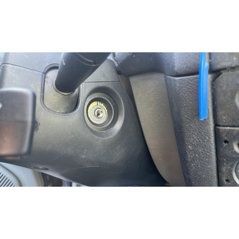 Bouton de warning RENAULT CLIO 2 Photo n°12
