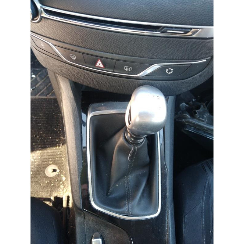 Poignee porte avant droit PEUGEOT 308 2 SW Photo n°10