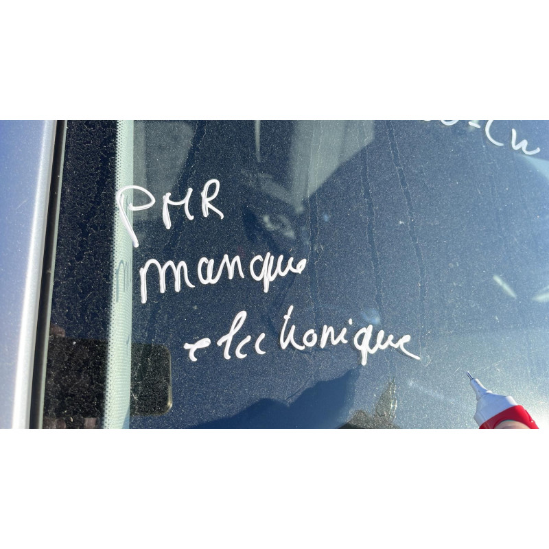 Poignee porte avant droit PEUGEOT 308 2 SW Photo n°12
