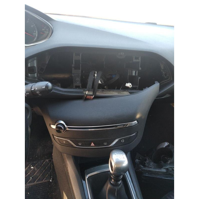 Poignee porte avant droit PEUGEOT 308 2 SW Photo n°13