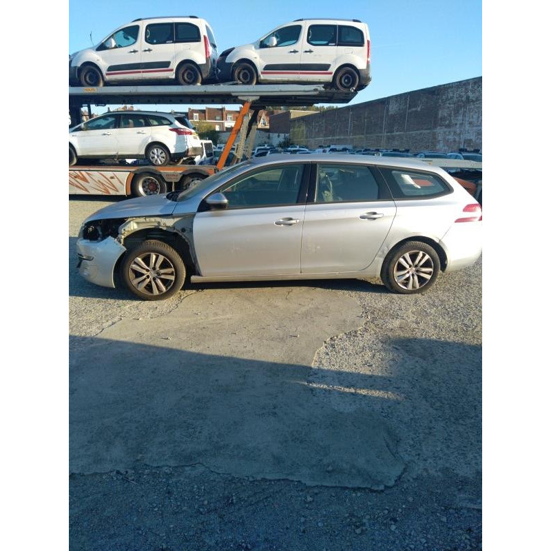 Poignee porte avant droit PEUGEOT 308 2 SW Photo n°15