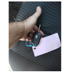 Poignee porte avant droit PEUGEOT 308 2 SW
