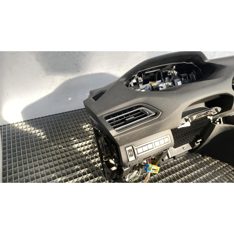 Planche de bord complete PEUGEOT 308 2 SW Photo n°3