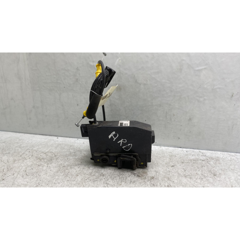 Serrure arriere droit PEUGEOT 308 2 SW Photo n°2