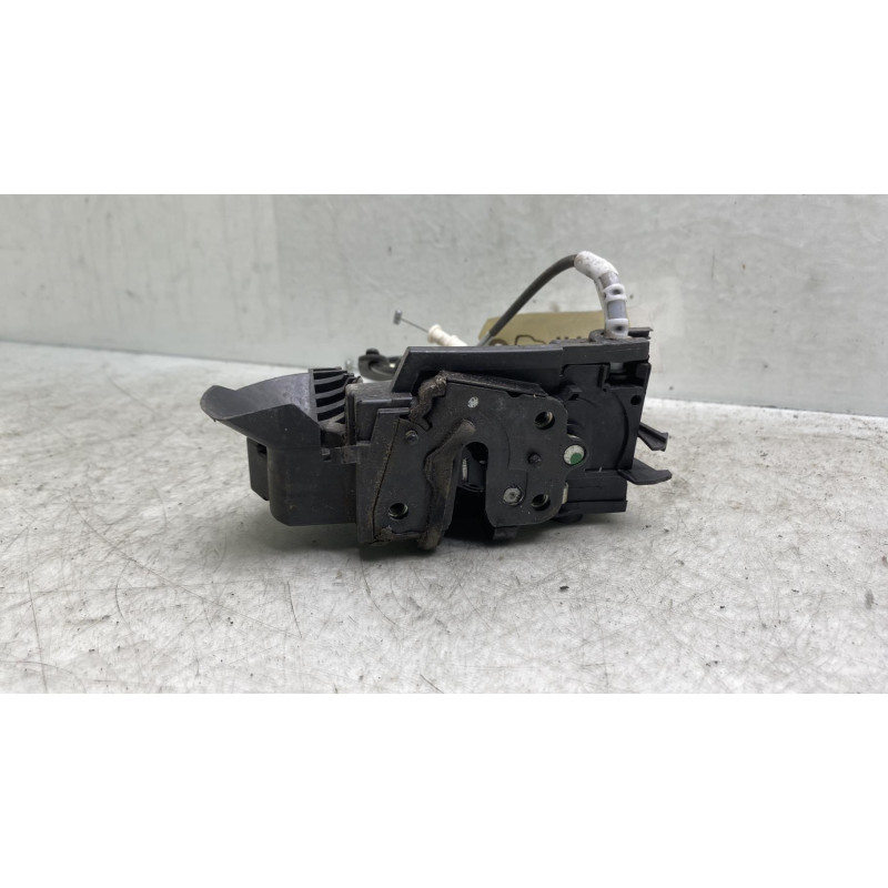 Serrure avant droit PEUGEOT 308 2 SW Photo n°3