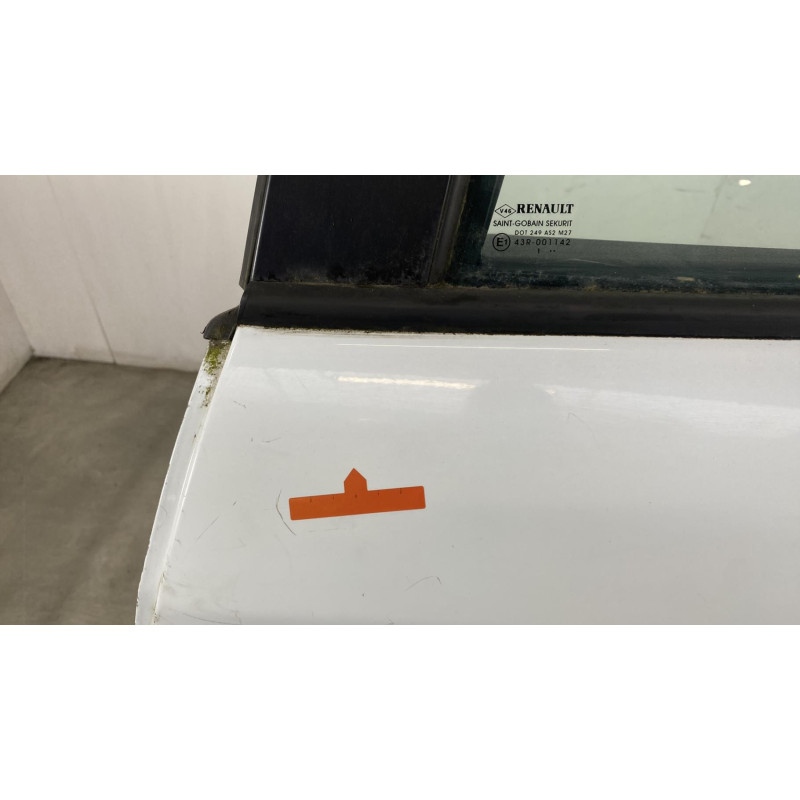 Porte arriere gauche RENAULT MEGANE 3 Photo n°9