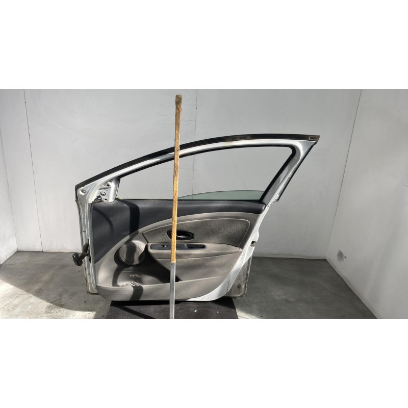 Porte avant droit RENAULT MEGANE 3 Photo n°6